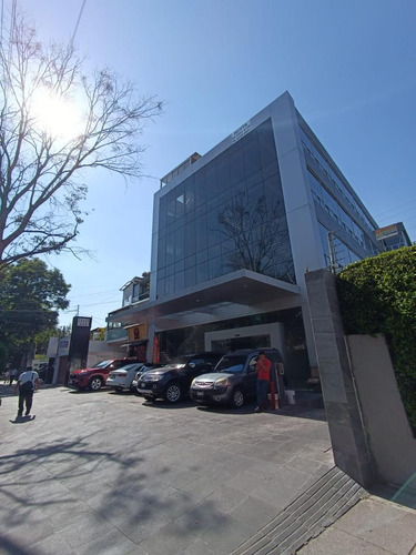 Edificio En Renta En Prado Norte, Excelente Ubicación.