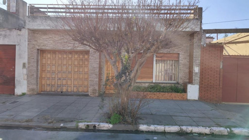Imagen 3 de 3 de Casa En Venta En La Tablada