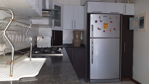 Imagen 5 de 14 de Amplio Apartamento Urb. Miranda, Edificio Con Pozo