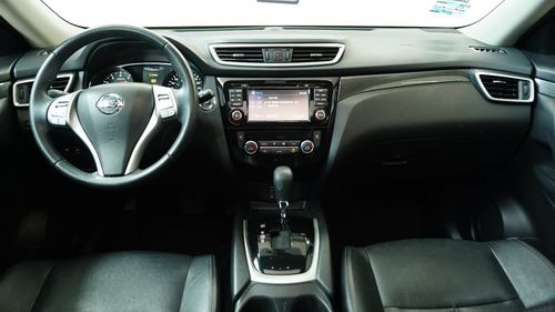 Imagen 12 de 15 de Nissan X-trail Exclusive 2 Filas 2017