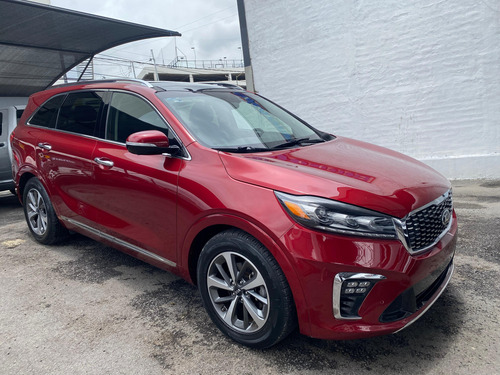 Kia Sorento 2.4 L4 SX 7 Pasajeros At
