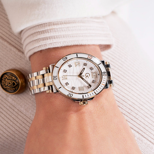 Reloj Mujer Acero Inoxidable Gc One Sport Lady Correa Bitono Bisel Plateado Fondo Plateado