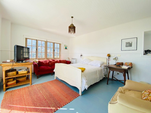 Encantadora Casa En El Corazón De Zapallar