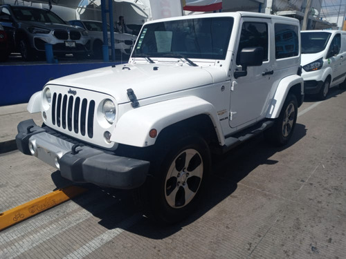 Imagen 1 de 10 de Jeep Sahara 2014