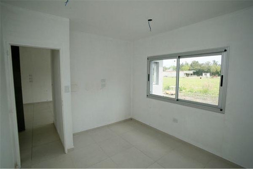Casa Venta Estrenar 3 Dormitorios Y 200 Mts 2-financiación -san Carlos
