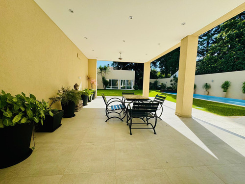 Casa Minimalista En Venta 6 Ambientes Ramos Mejia
