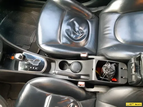 Hyundai I25 1.6cc Tp Aa 4x2