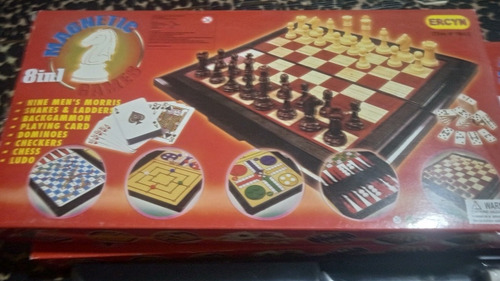 Imagen 3 de 5 de Juego De Mesa 8 N 1 Damas Ajedrez Backgammon Dominó Ludo Car
