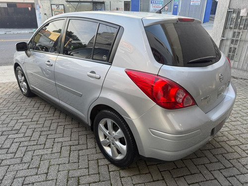 Nissan Tiida SL 1.8/1.8 Flex 16V Aut.