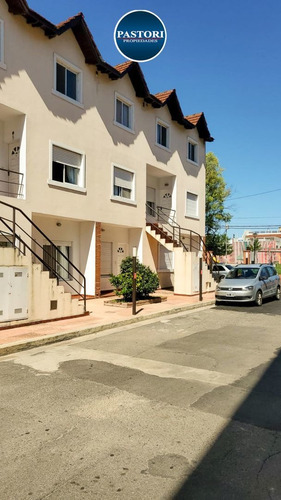 Imagen 8 de 25 de Impecable Departamento En Barrio Cerrado!
