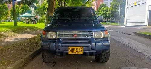 Mitsubishi Montero 3.0 V13