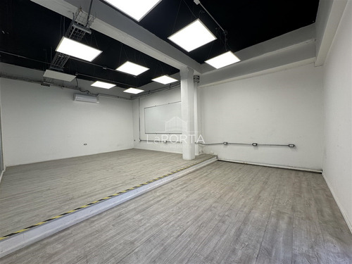 Local Comercial En Arriendo En Las Condes
