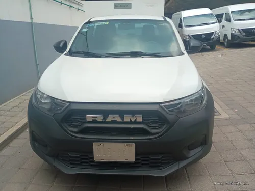 RAM 700 1.6 Slt Club Cab Mt