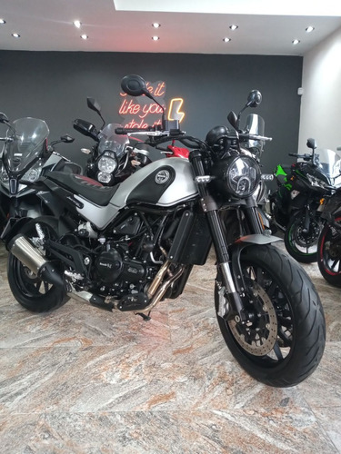 Benelli Leoncino 500 Modelo 2021 Con 12.000kms