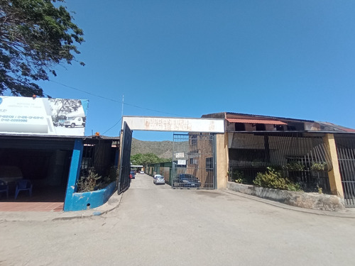Re/max 2mil Alquila Galpón En La Avenida 31 De Julio, Sector Guatamare. Isla De Margarita, Estado Nueva Esparta 