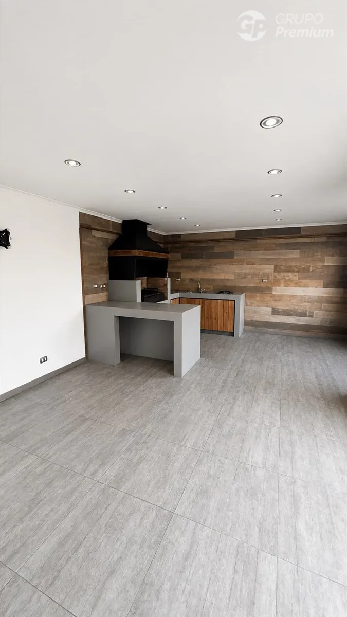 Imagen 4 de 17 de Casa En Arriendo De 3 D Avenida Tierras Coloradas 788