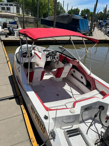 Imagen 4 de 11 de Lancha Geuna F170 Con Mercury 90 Hp