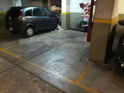 Imagen 2 de 4 de Cochera Caballito Tomo Permuta Lote Canning/auto/moto Menor O Mayor Valor, Financio $ O U$d (hidalgo Y Yerbal) Entrego En Parte De Pago Departamento En Pozo, Tomo Plan De Ahorro Ford-volkswagen