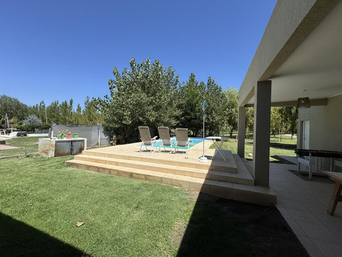 Vende Casa En Barrio Privado Los Olivos