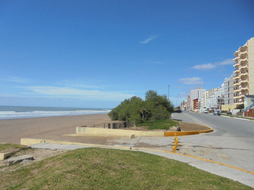 Imagen 7 de 8 de Cochera En Venta En Brava Vi