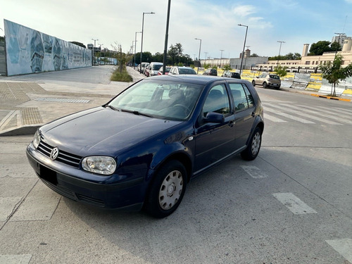Volkswagen Golf 1.6 Comfortline
