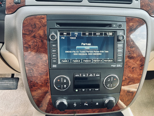 Chevrolet Tahoe D Suv Piel Cd 2a Fila Asientos At
