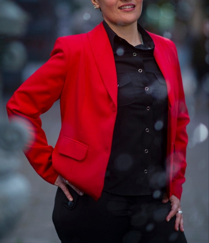 Imagen 3 de 6 de Blazer De Dama Rojo . Chaqueta De Dama Roja Ejecutiva .