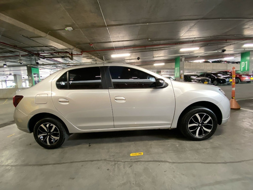 Imagen 13 de 25 de Renault Logan