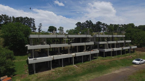 Imagen 1 de 17 de Departamento - Fighiera