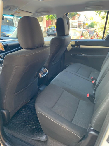 Toyota Hilux 4x2 Dc Srv 2.8 Tdi 2019 Pick Up En Mg Bikes