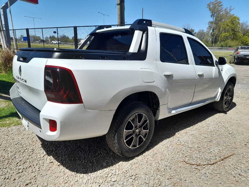 Imagen 7 de 14 de Renault Duster Oroch 2.0 Privilege 2017