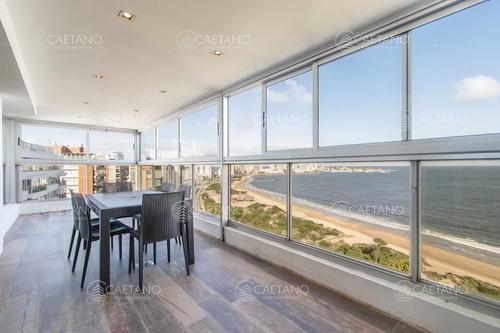 Penthouse Frente Al Mar - 5 Dormitorios En Venta 