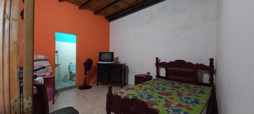 Imagen 16 de 18 de De Oportunidad Venta Casa Doble Propósito Barrio El Lobo Ah