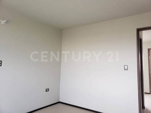 Imagen 15 de 30 de Se Vende Casa En Senda Real Celaya Guanajuato