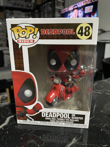Figura Funko Pop! - Deadpool - Deadpool On Scooter (48