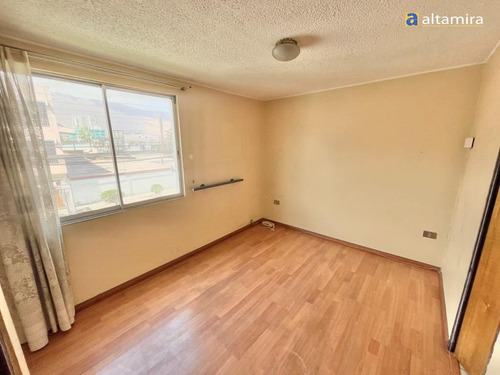 Departamento En Venta De 3 Dorm. En Iquique