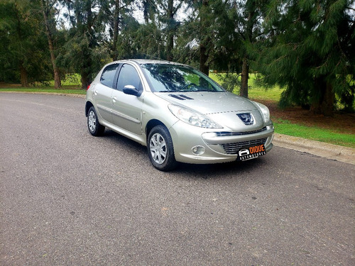 Peugeot 207 2013 1.4 Allure Hdi 70cv