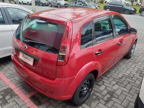 Imagem 4 de 14 de Ford Fiesta 1.0 Rocam Hatch 8v Flex 4p Manual
