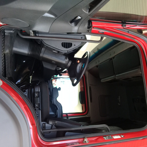 Imagem 7 de 14 de Mercedes Benz Axor 2041 4x2 Teto Alto 18/19