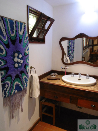 Venta Casa Tres Dormitorios Dos Baños En Balneario Solís