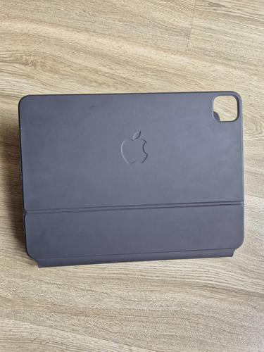 iPad Pro 11 Wifi 128gb M2 (4ta. Generación) + Magic Keyboard (Usado)