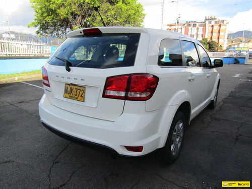 Dodge Journey Se