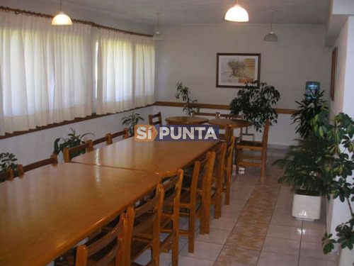 Imagen 24 de 30 de Apartamento En Alquiler Anual