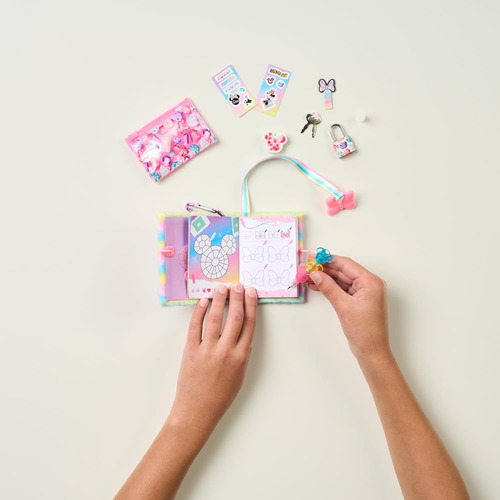 Real Littles Disney Collectible Micro Journal Con Compartime