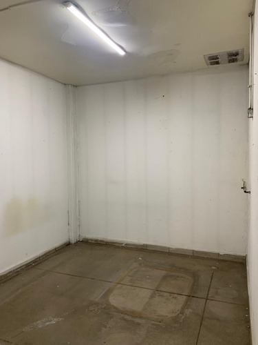 Arriendo Gran Local De 493m2 En San Joaquín