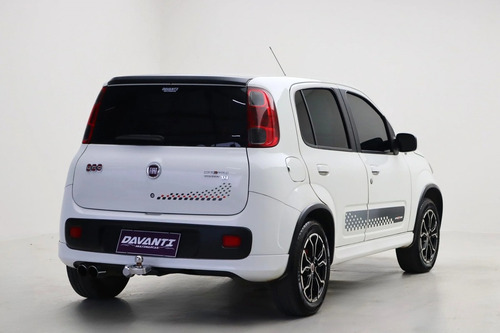 Fiat Uno Sporting 1.4 8V (Flex) 4p