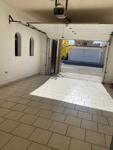 Imagen 11 de 20 de Casa En Venta Muy Grande Y Espaciosa Con Excelente Ubicacion