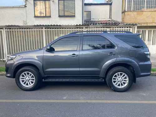 Toyota Fortuner 2.7l 4x2