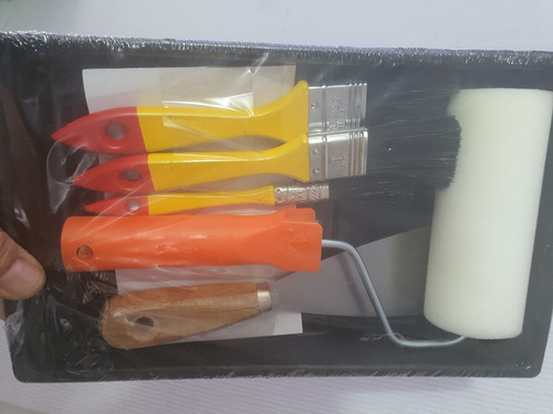 Kit Para Pintar 1 Bandeja+3 Brochas+1 Rodillo+espatula