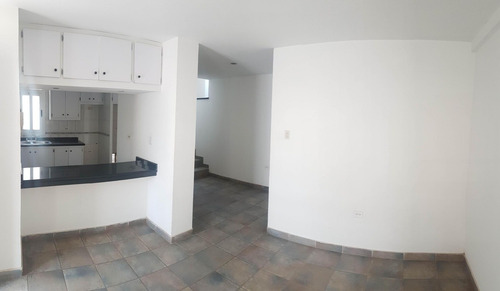 Imagen 6 de 14 de Casa Barata En Conjunto Privado 04122108230 Mls#22-6428